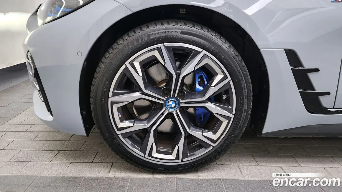 BMW i4 2022 из KR, фото 9