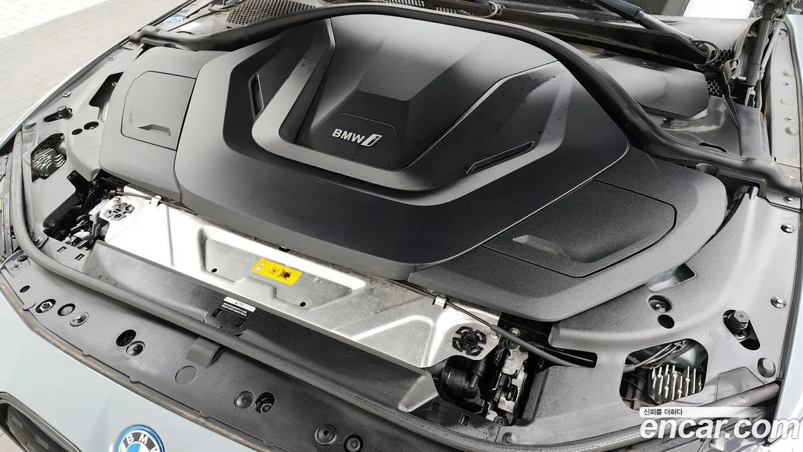 BMW i4 2022 из KR, фото 7
