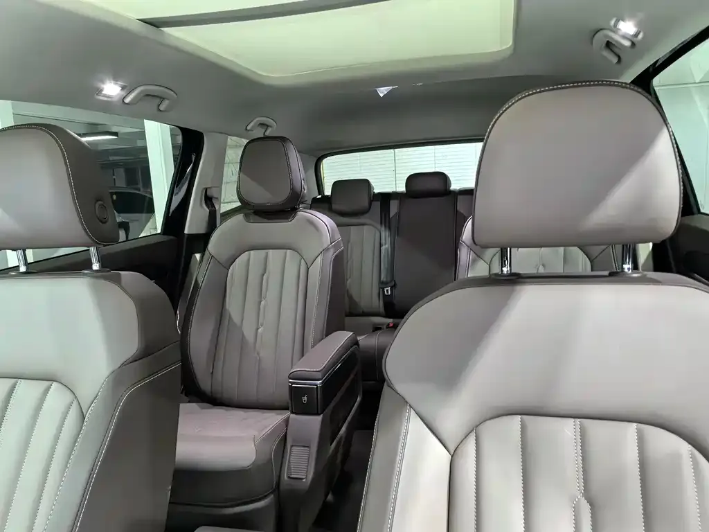 Volkswagen Viloran 2026 из CN, фото 2