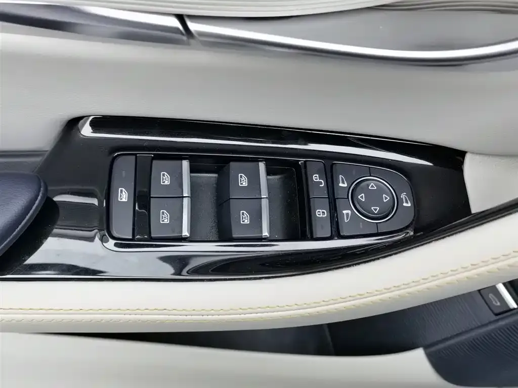 BYD PLUS New Energy 2022 из CN, фото 8