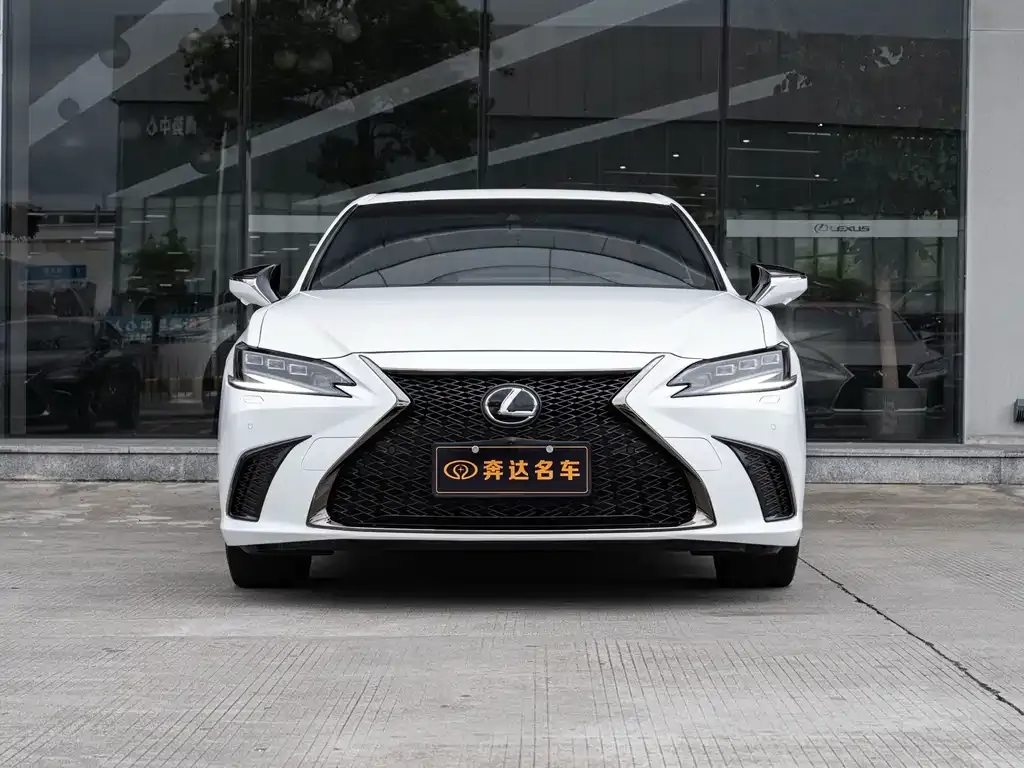 Lexus ES 2023 из CN, фото 4