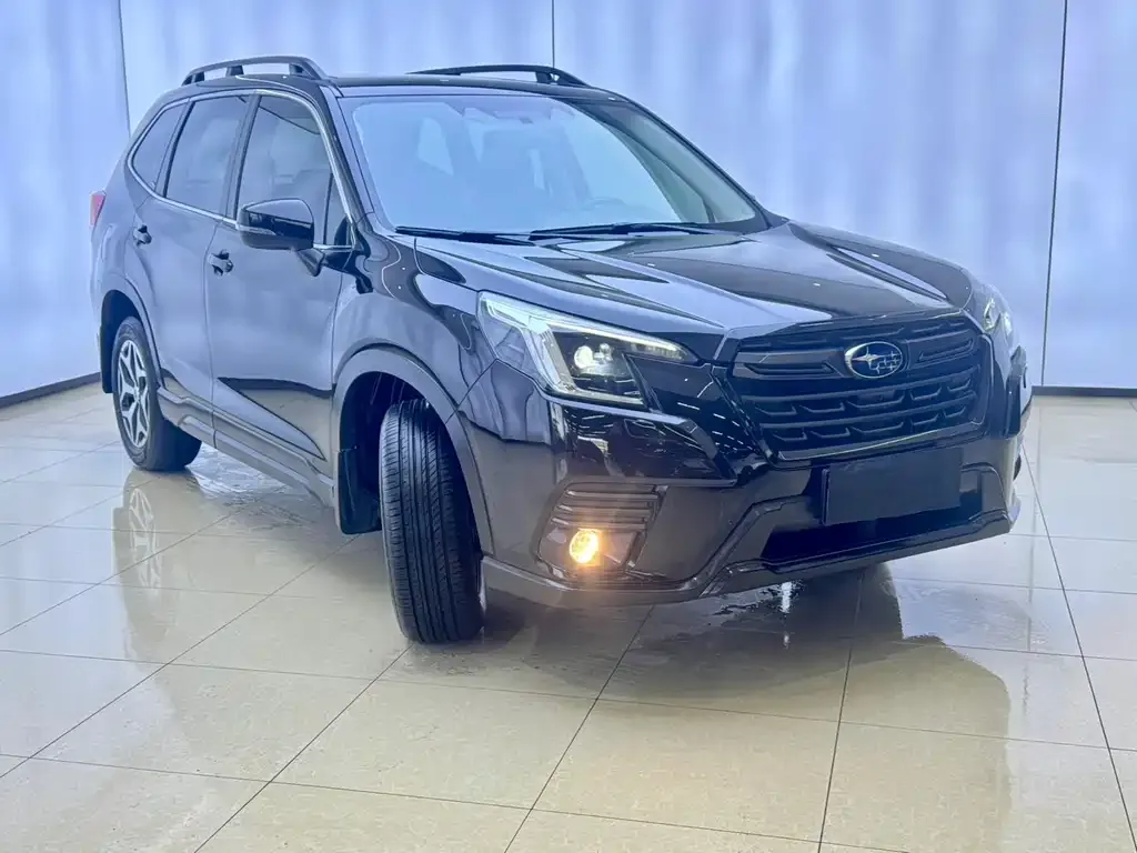 Subaru Forester 2022 из CN, фото 3