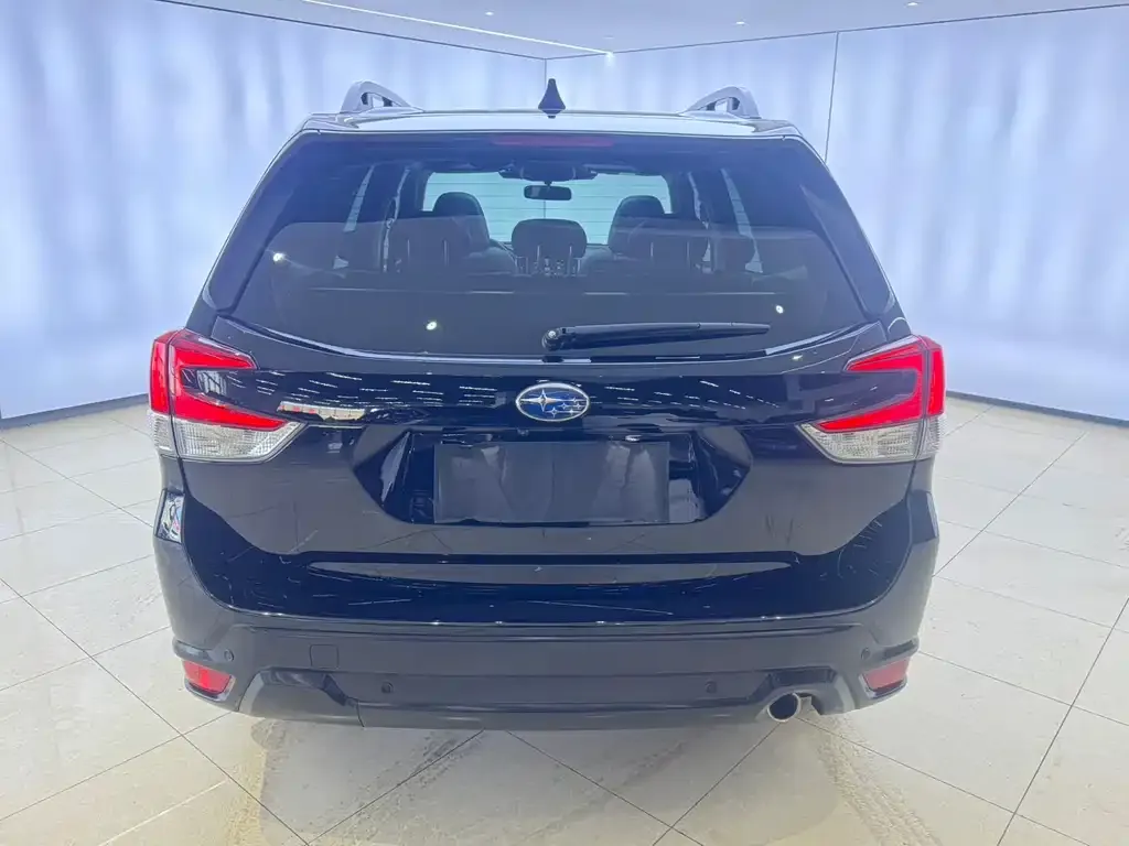 Subaru Forester 2022 из CN, фото 4