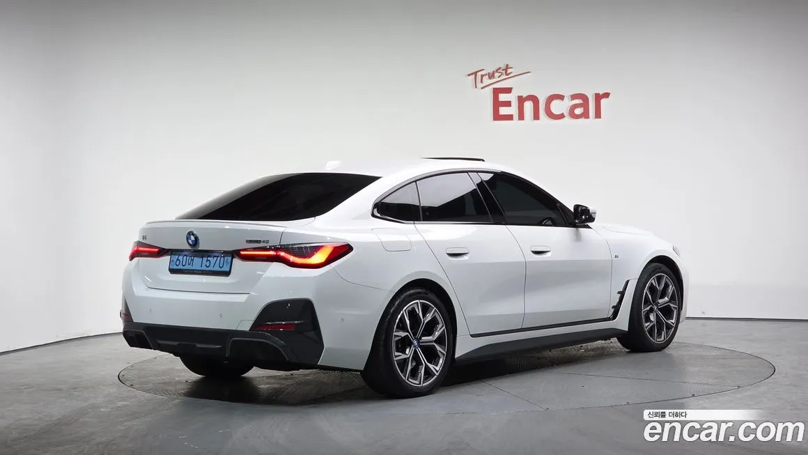 BMW i4 2024 из KR, фото 2