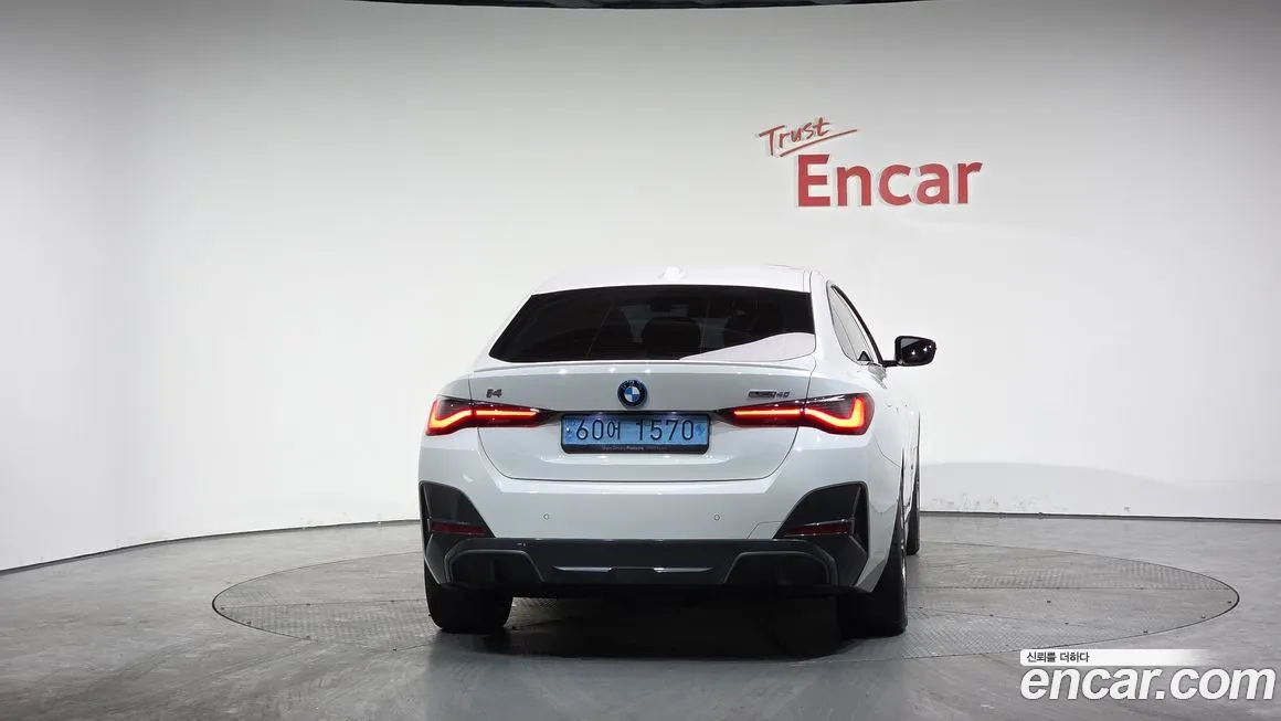 BMW i4 2024 из KR, фото 3