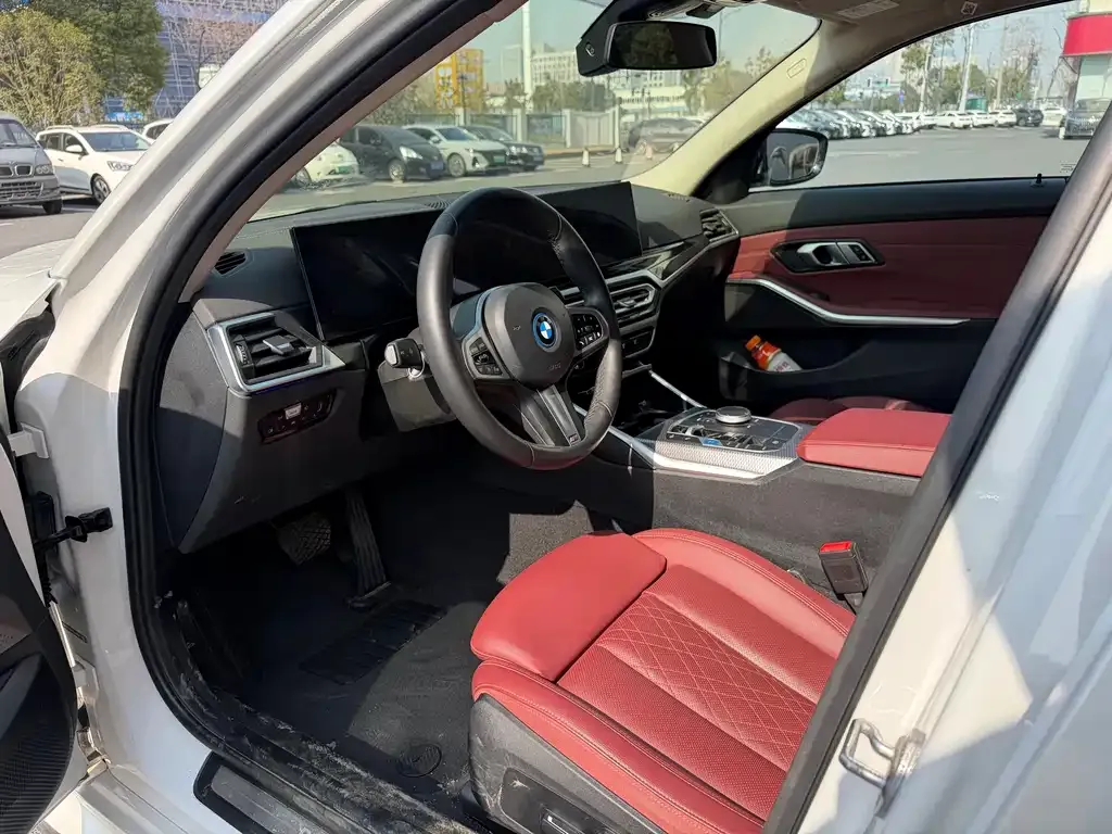 BMW i3 2024 из CN, фото 5
