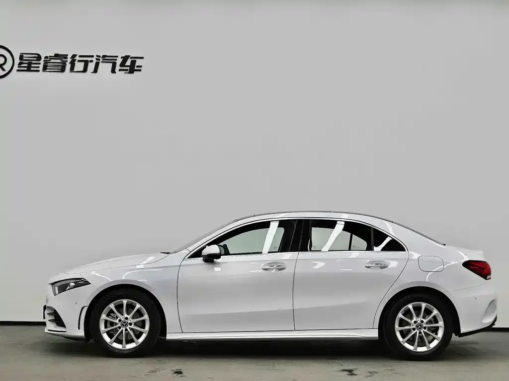 Mercedes-Benz A-Class 2021 из CN, фото 2