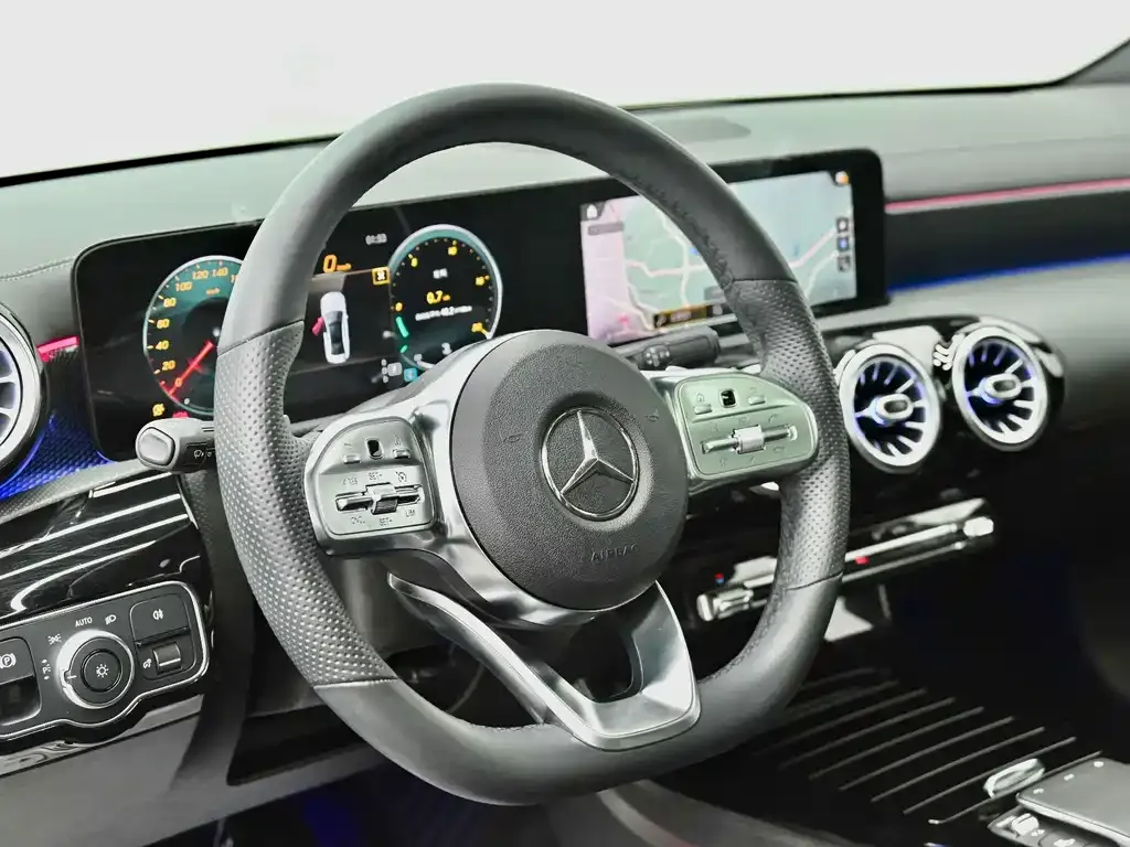 Mercedes-Benz A-Class 2021 из CN, фото 8