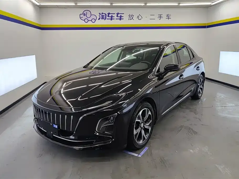 Hongqi E-QM5 2024 из CN, фото 1