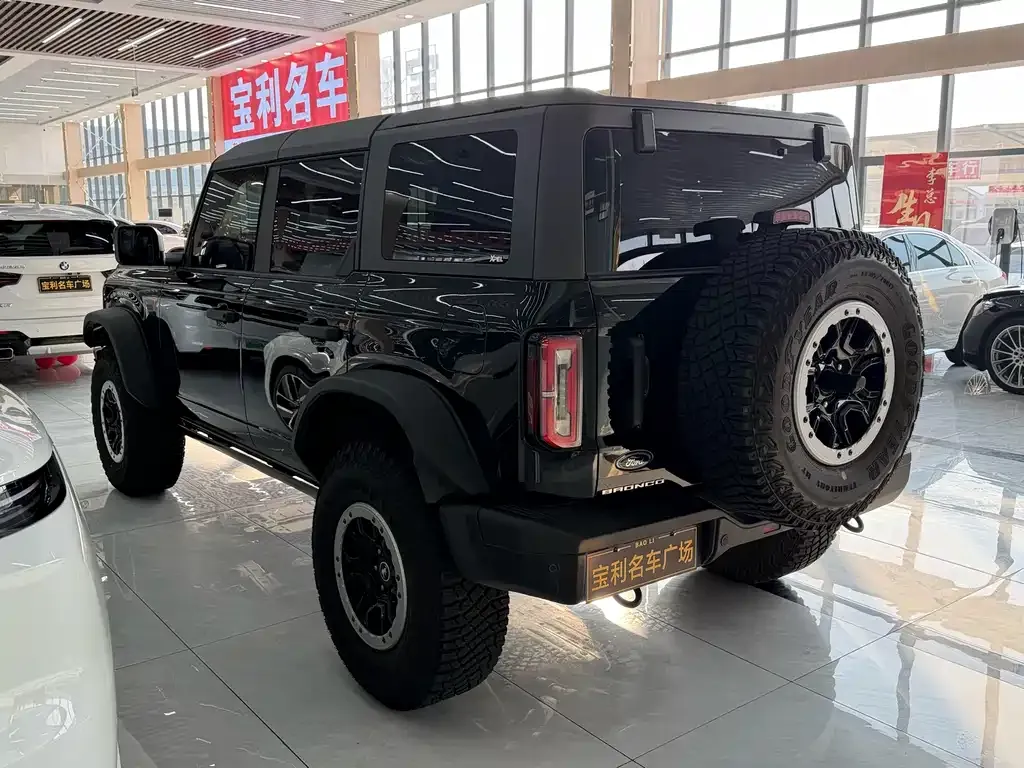 Ford Bronco 2025 из CN, фото 8