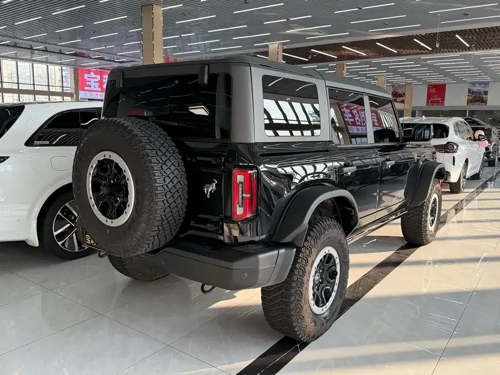 Ford Bronco 2025 из CN, фото 7