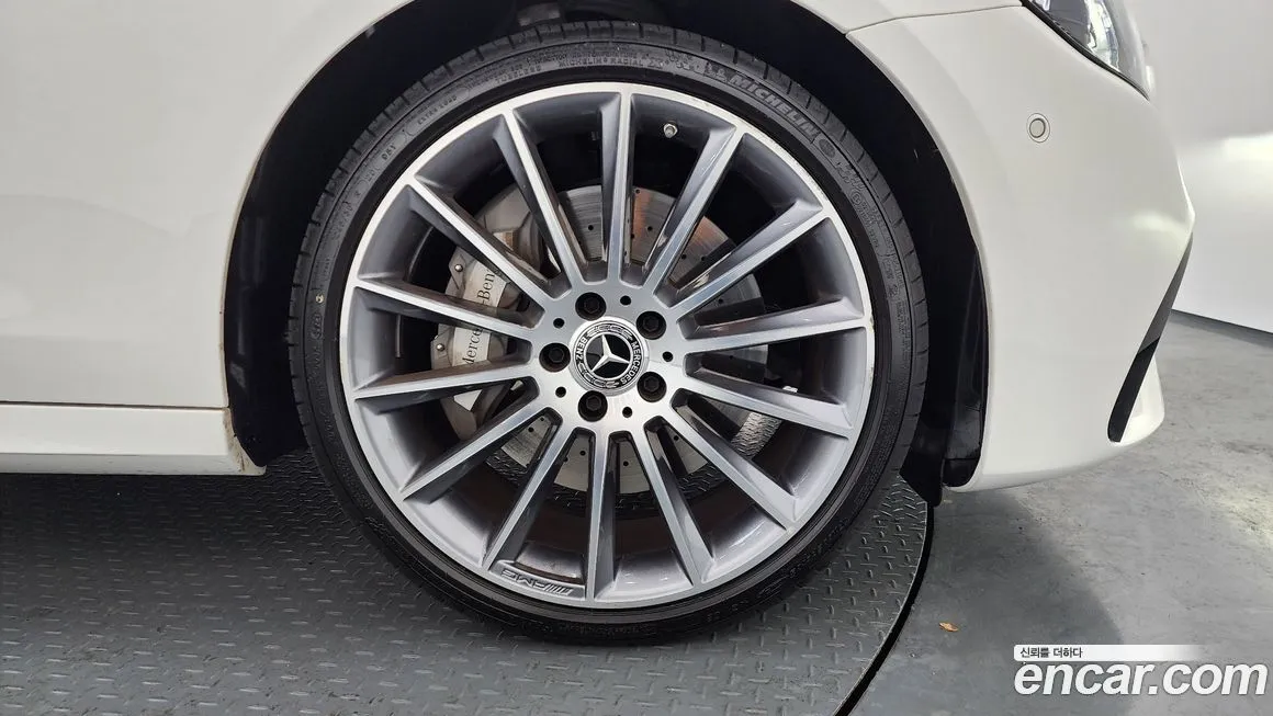 Mercedes-Benz E-Class 2022 из KR, фото 4