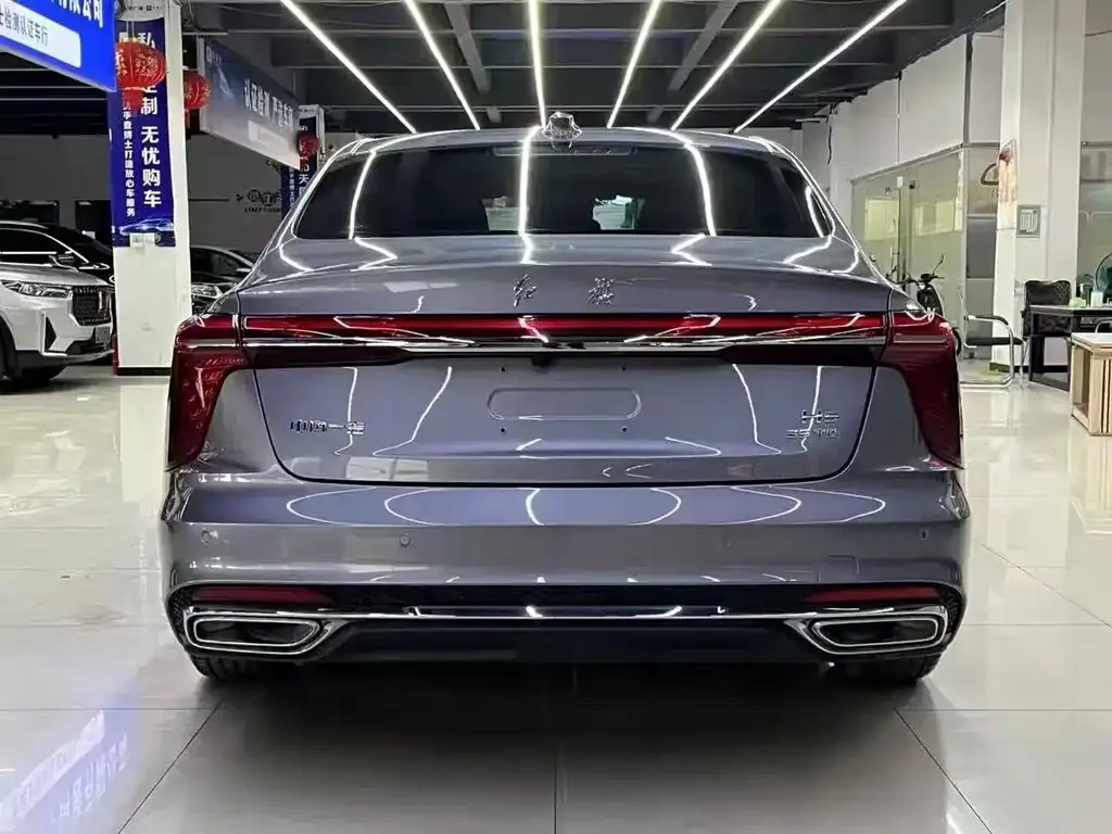 Hongqi H5 — фото 2