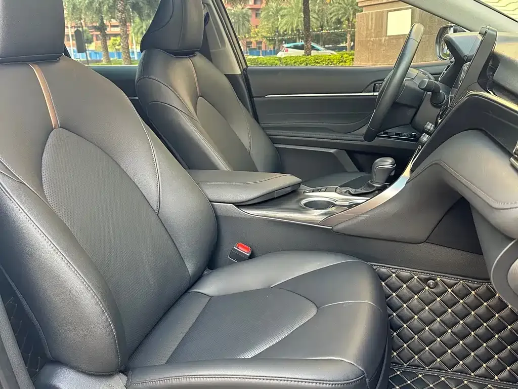 Toyota Camry 2024 из CN, фото 4