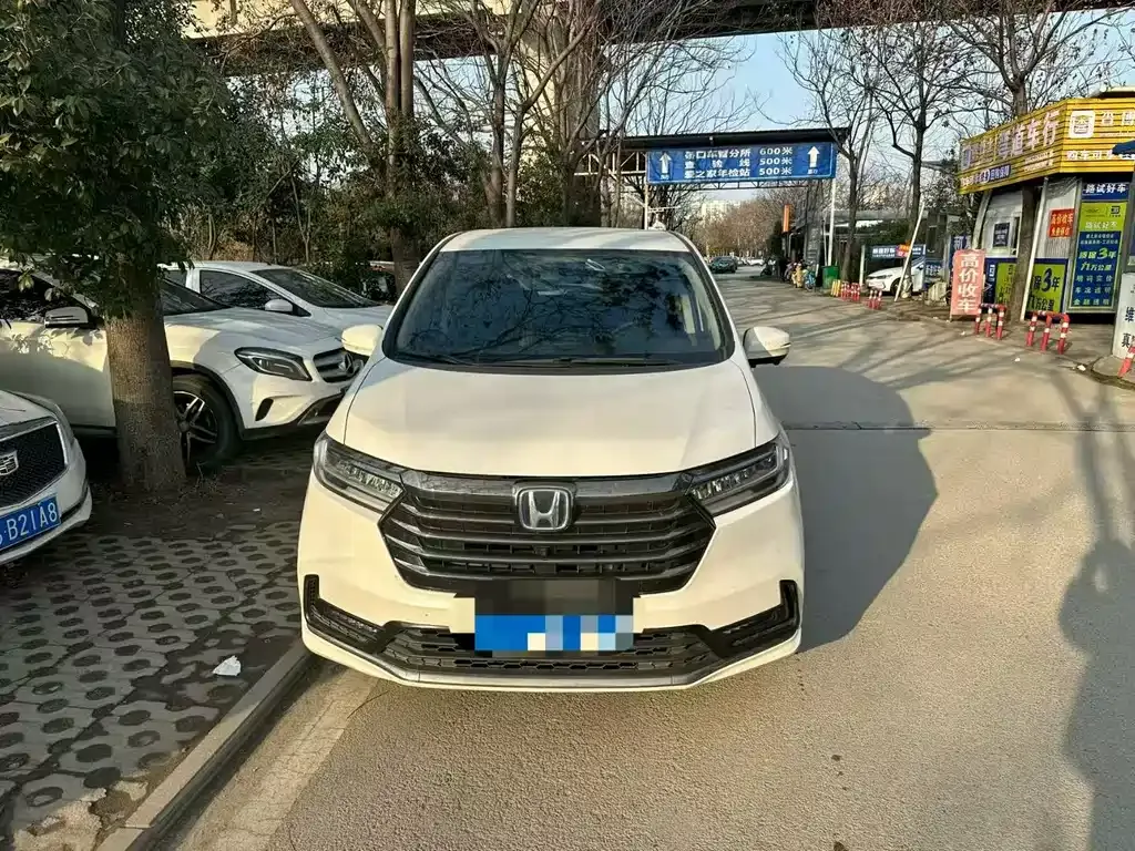 Honda Odyssey 2023 из CN, фото 1