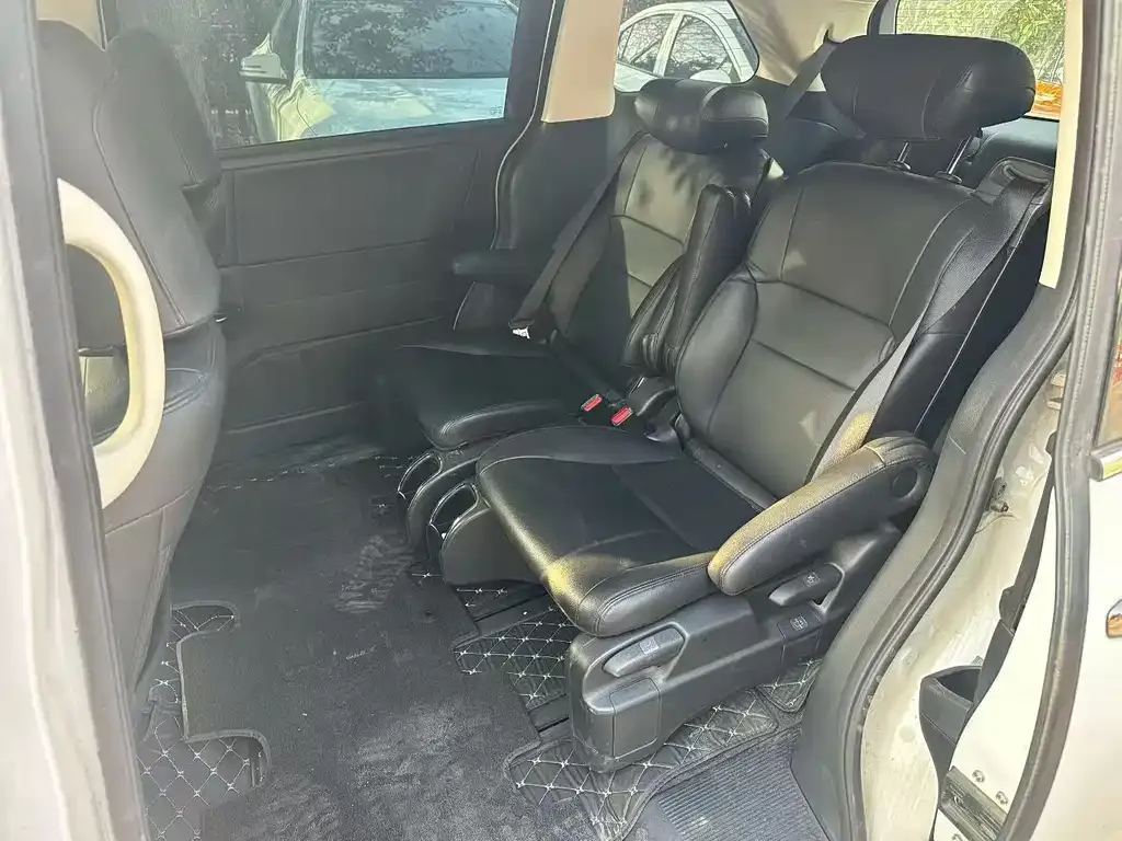 Honda Odyssey 2023 из CN, фото 3