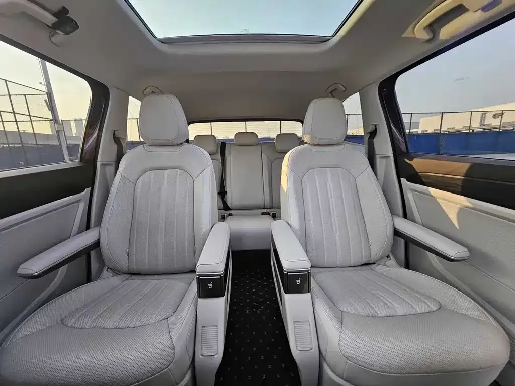 Volkswagen Viloran 2024 из CN, фото 4