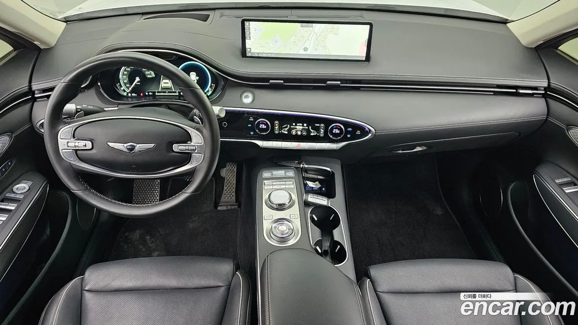 Genesis GV70 — фото 10