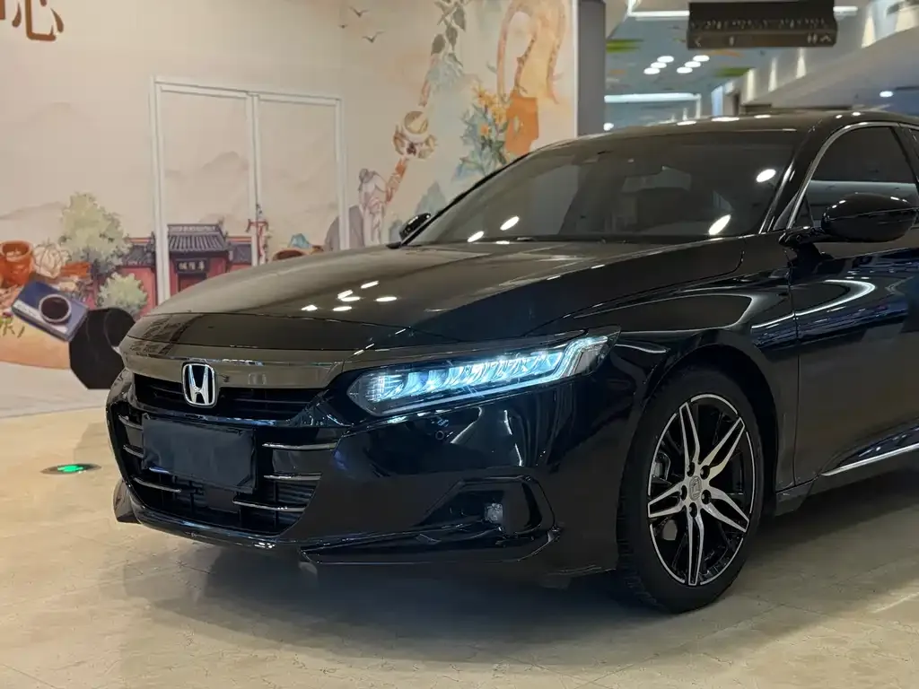 Honda Accord 2023 из CN, фото 10
