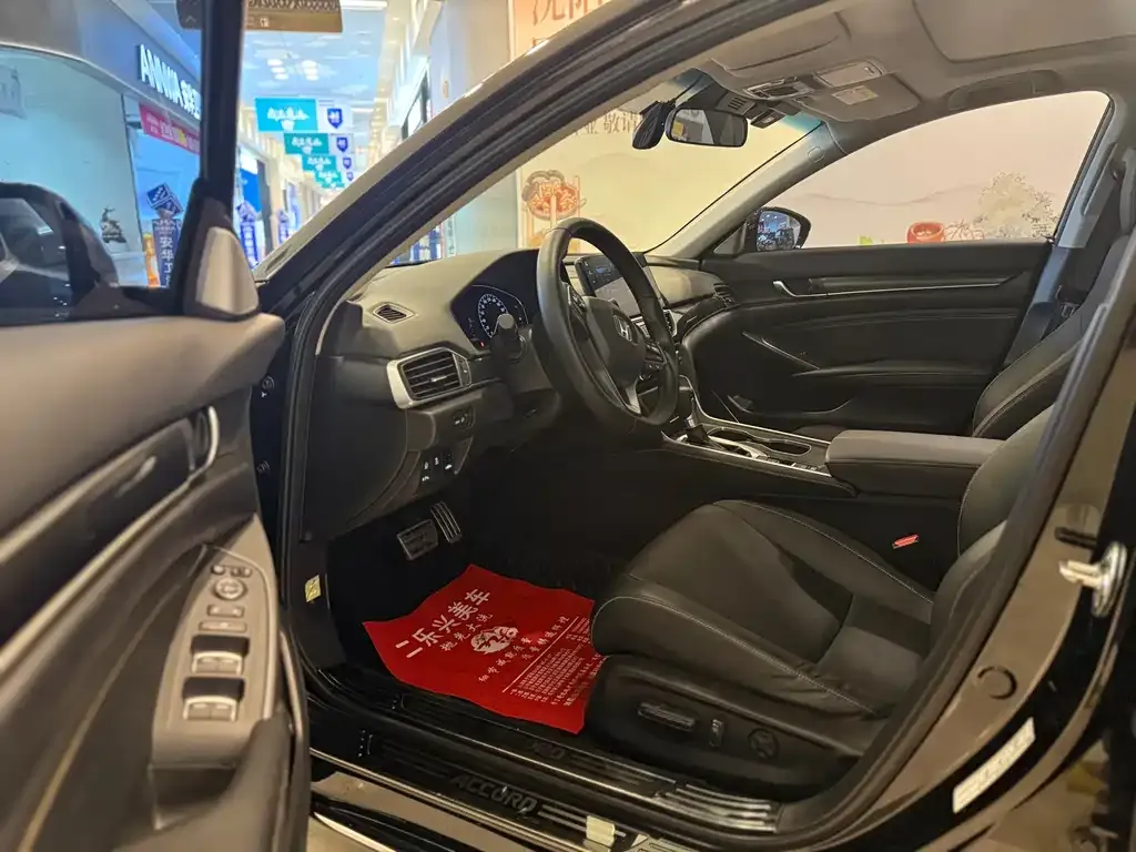 Honda Accord 2023 из CN, фото 4