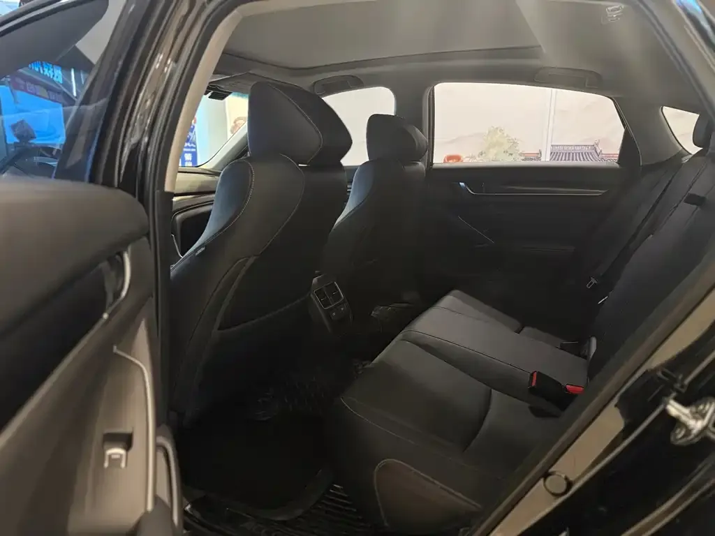 Honda Accord 2023 из CN, фото 5