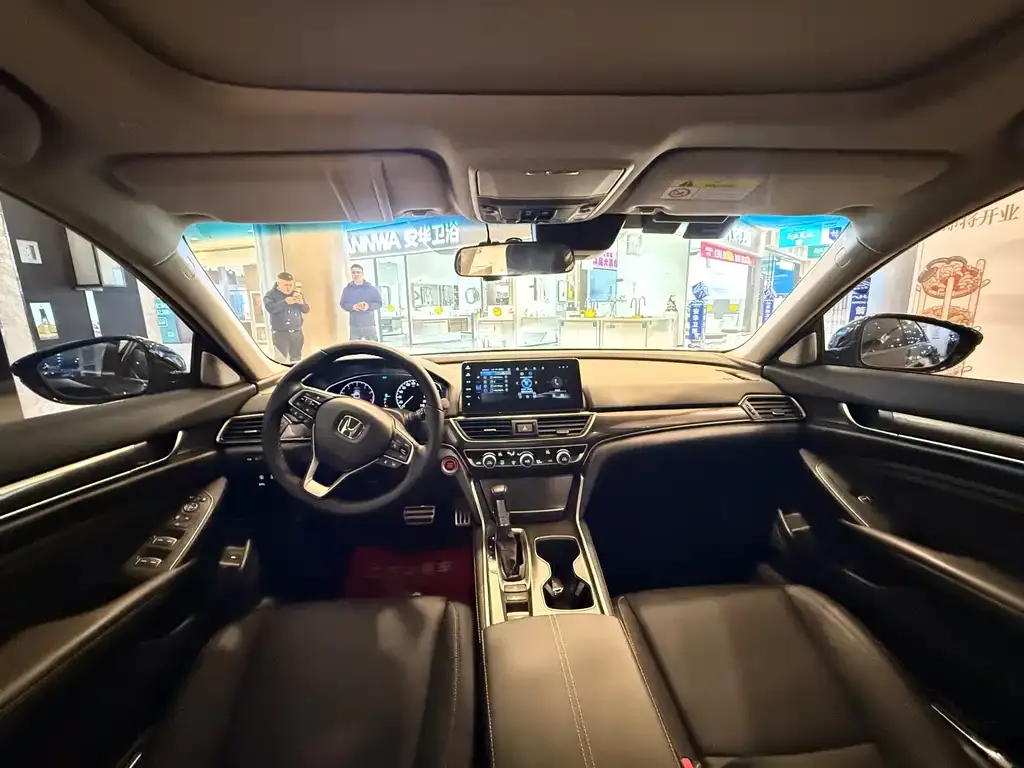 Honda Accord 2023 из CN, фото 8