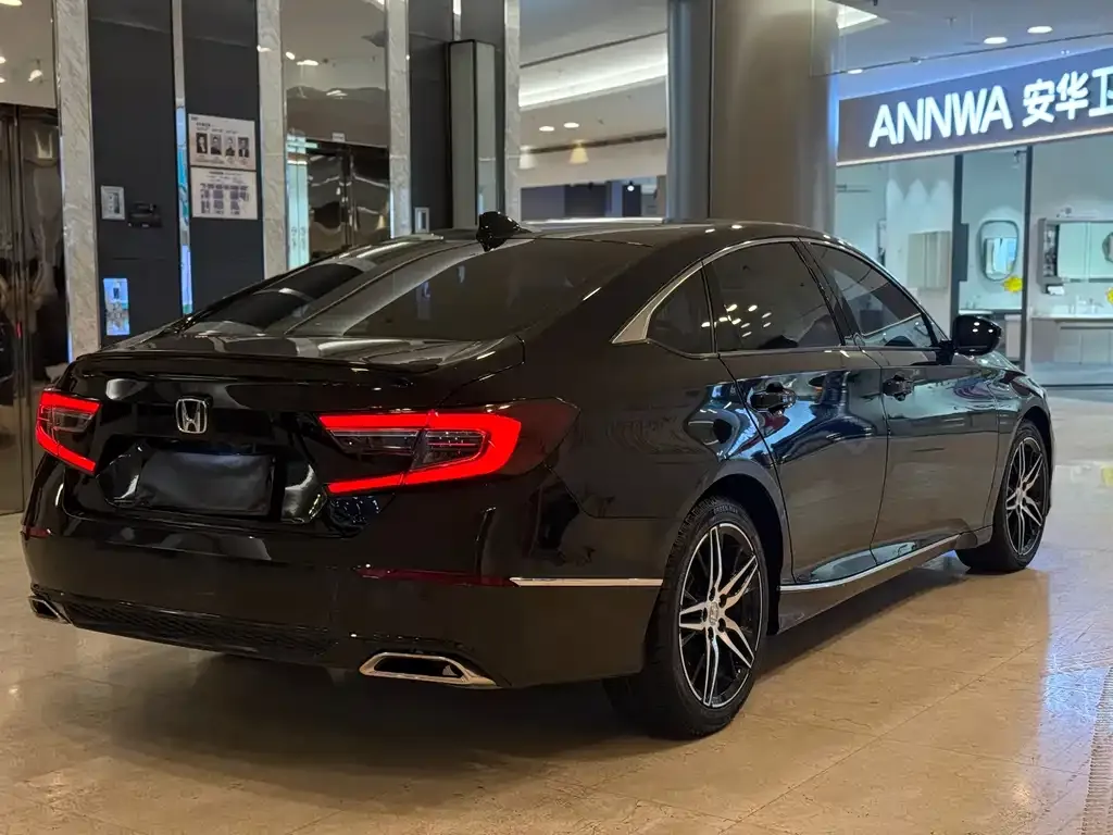 Honda Accord 2023 из CN, фото 7