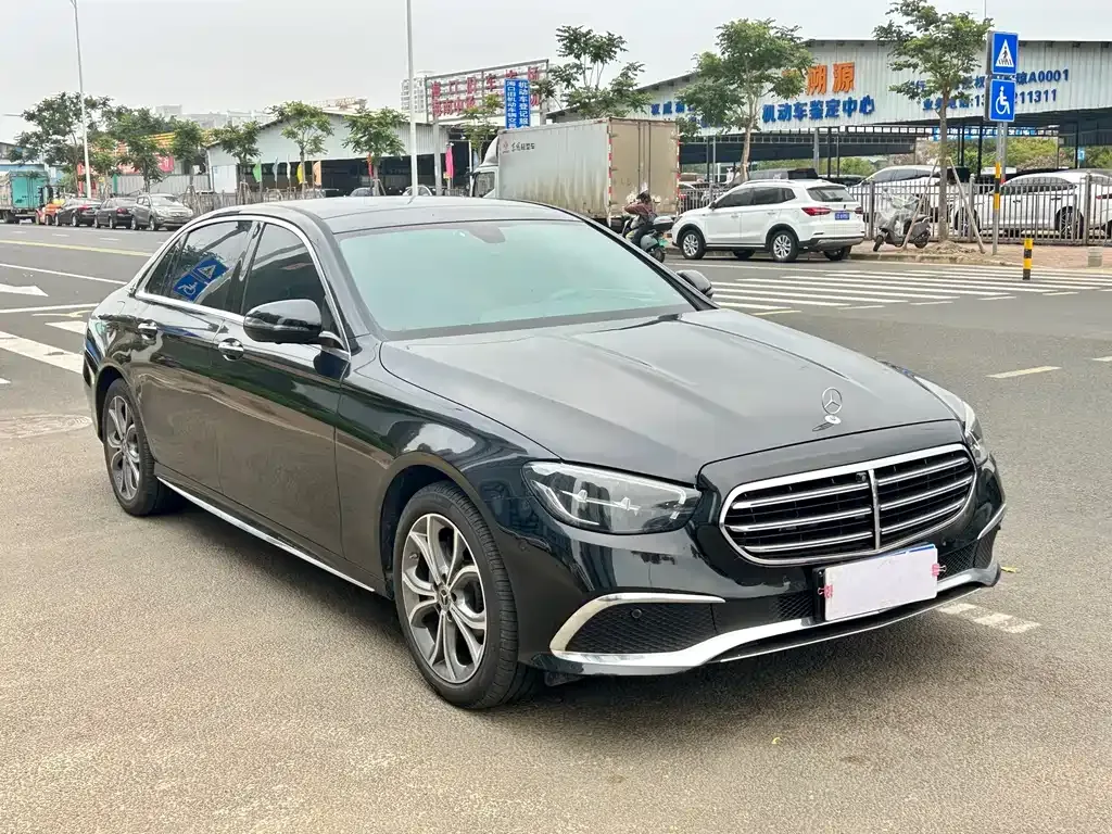 Mercedes-Benz E-Class 2022 из CN, фото 9