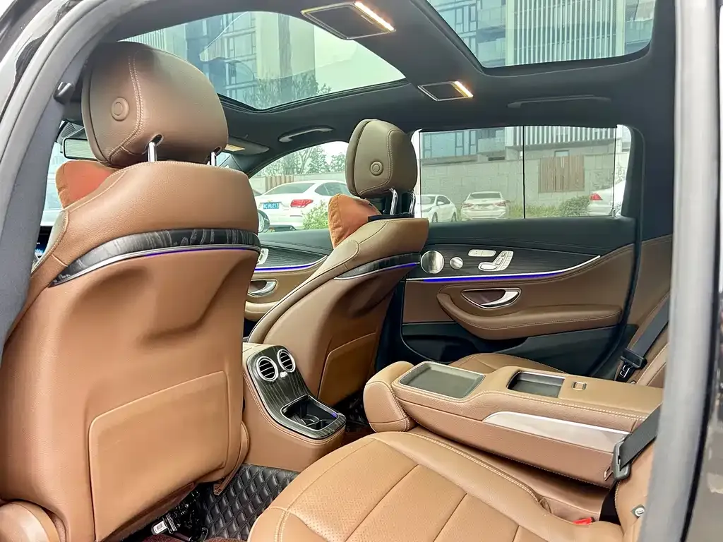 Mercedes-Benz E-Class 2022 из CN, фото 2