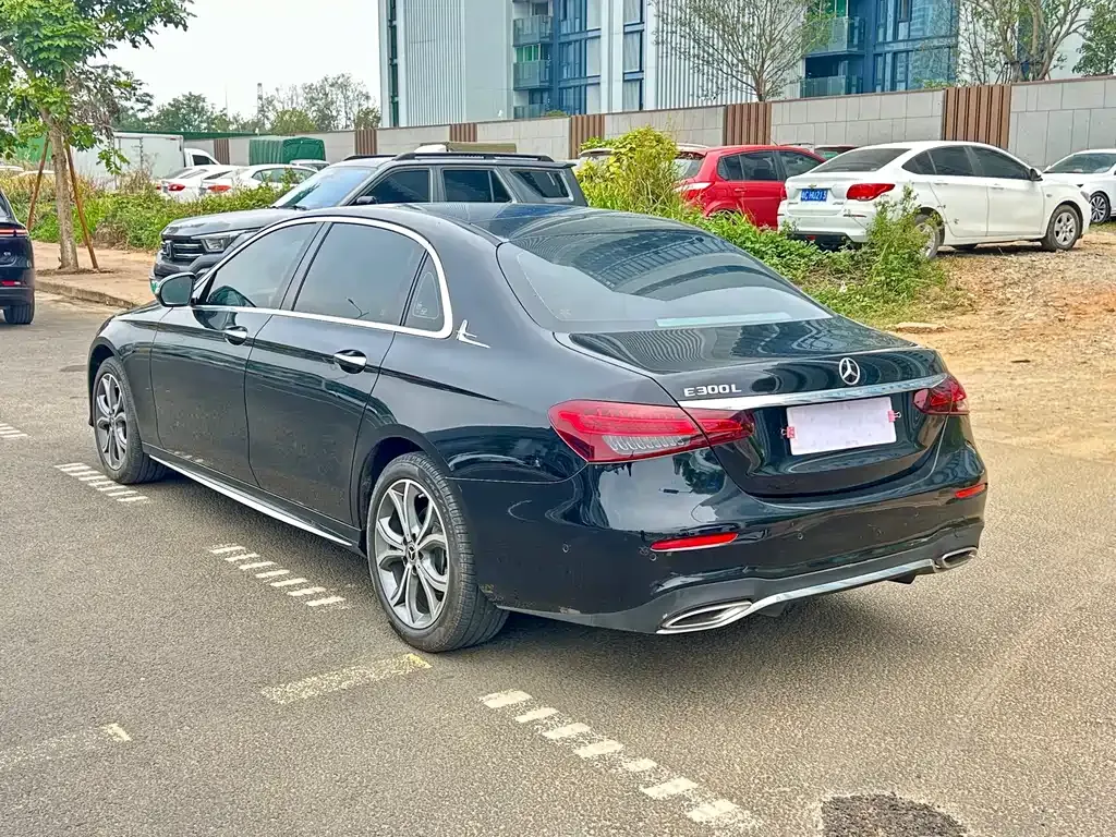 Mercedes-Benz E-Class 2022 из CN, фото 5