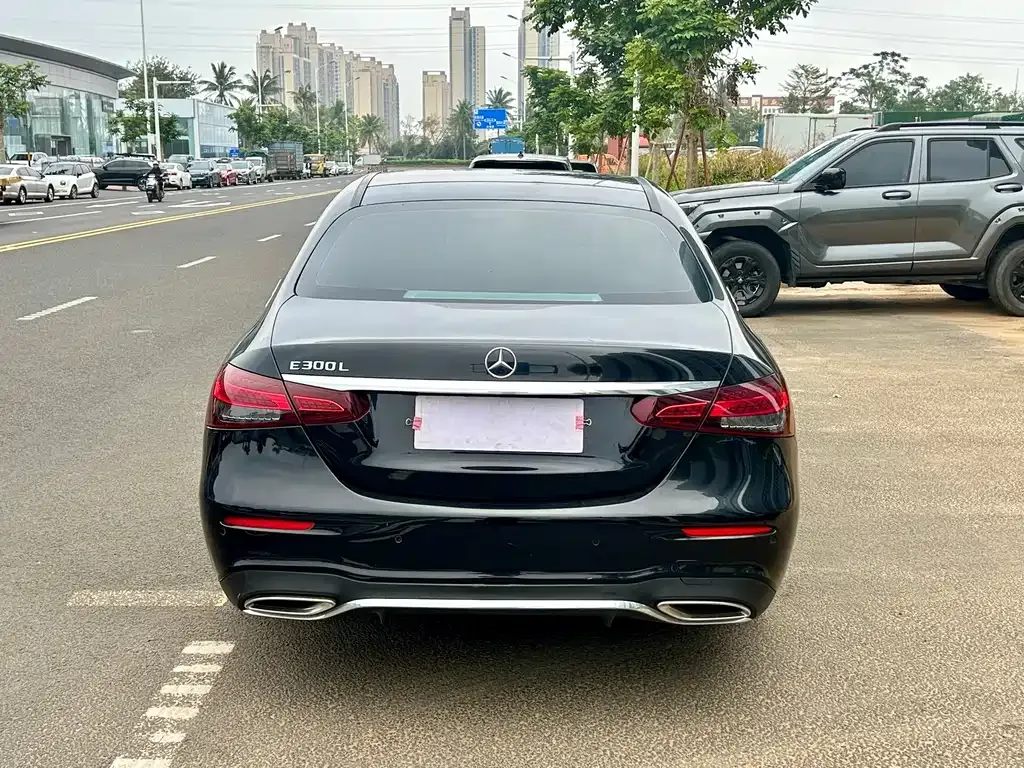 Mercedes-Benz E-Class 2022 из CN, фото 7