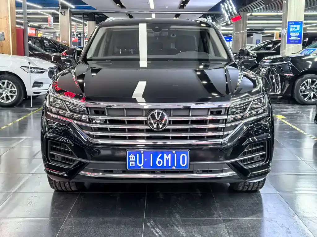 Volkswagen Touareg 2021 из CN, фото 2