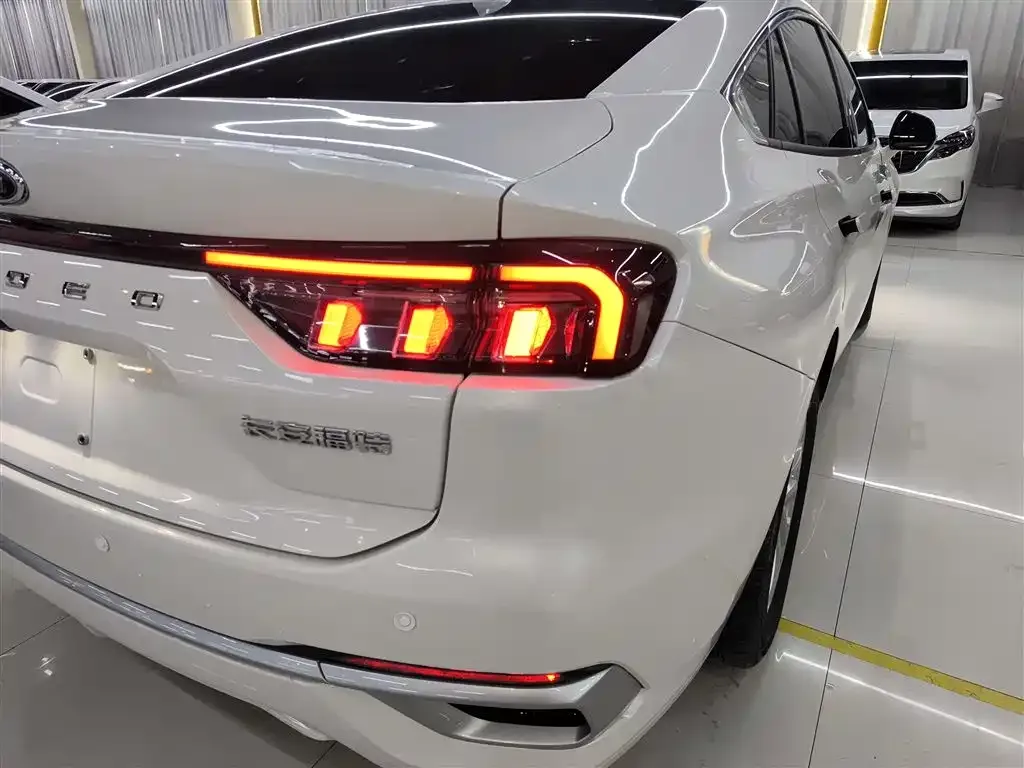 Ford Mondeo 2023 из CN, фото 6