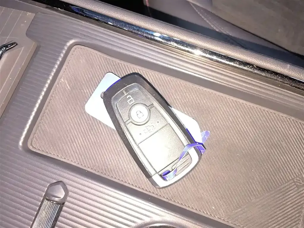 Ford Mondeo 2023 из CN, фото 5
