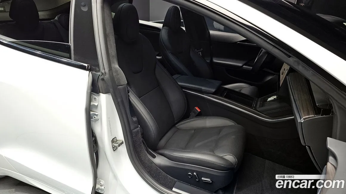 Tesla Model S 2023 из KR, фото 10