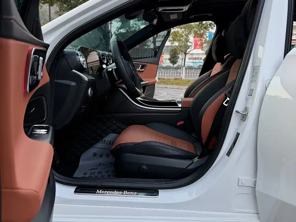 Mercedes-Benz C-Class 2024 из CN, фото 2