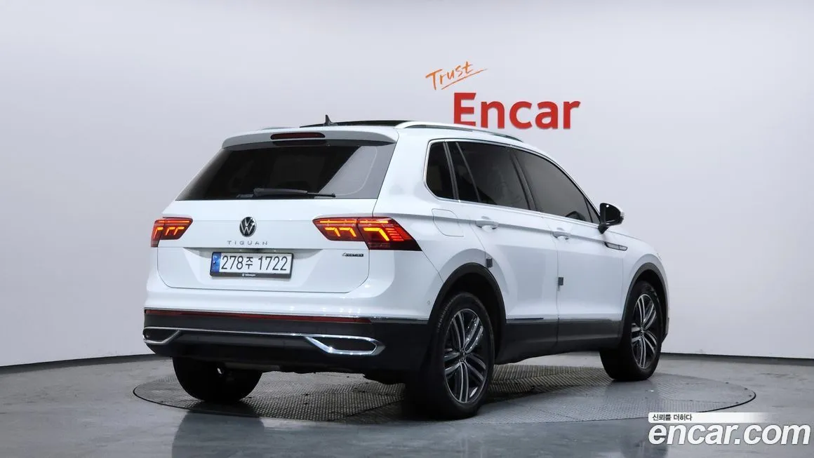 Volkswagen Tiguan — фото 4