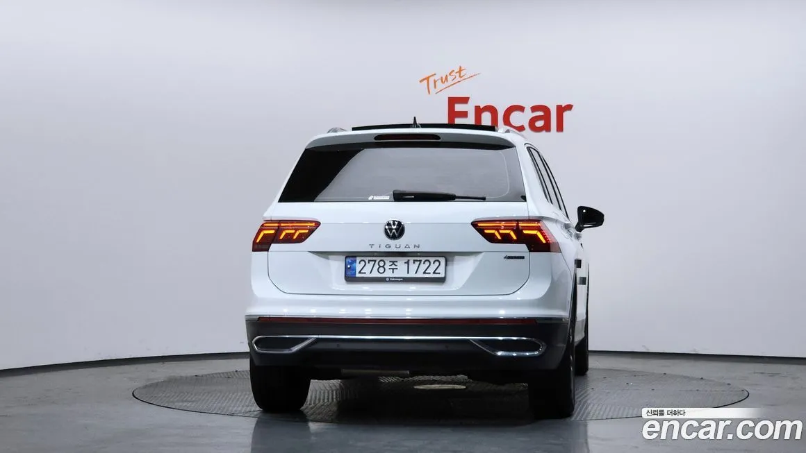 Volkswagen Tiguan — фото 5