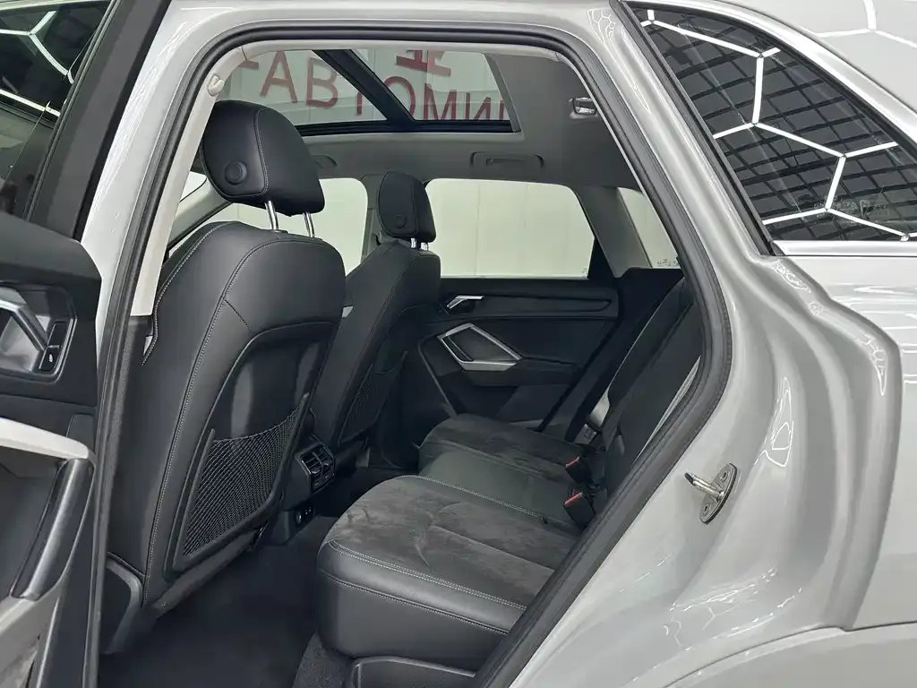 Audi Q3 2022 из CN, фото 4