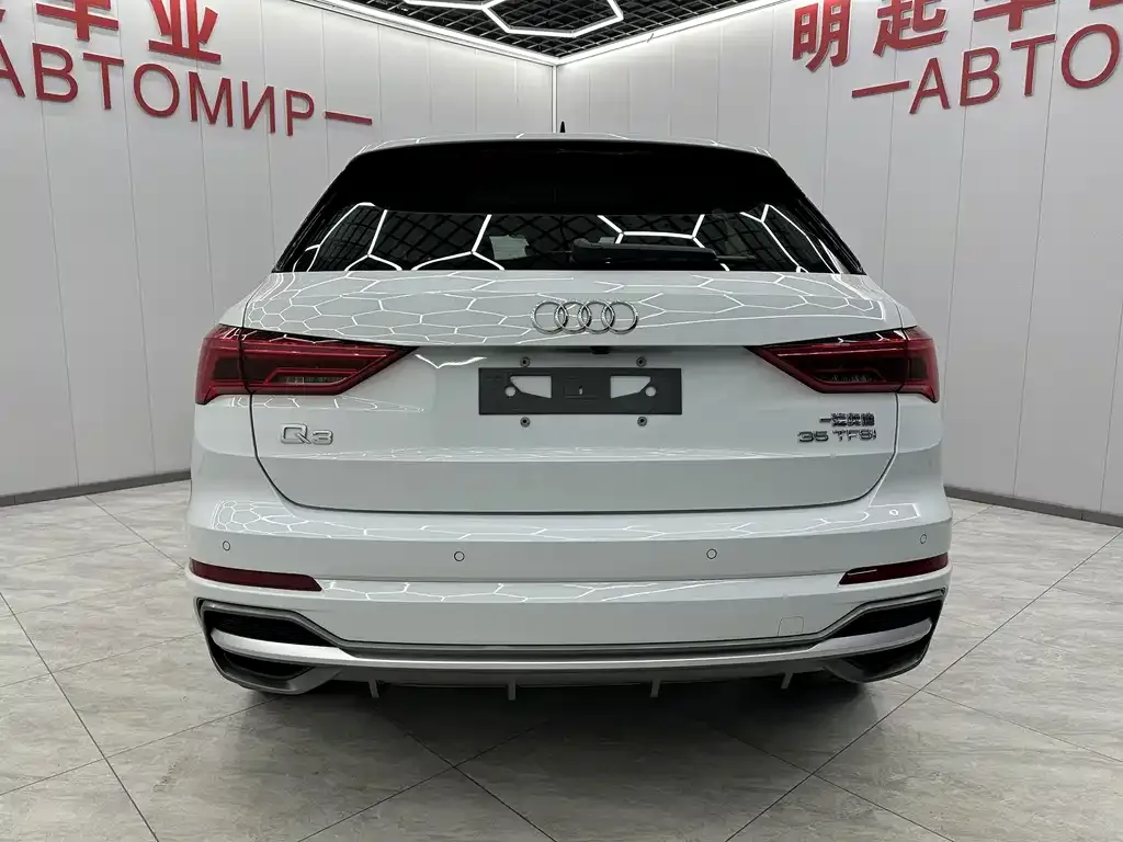 Audi Q3 2022 из CN, фото 9