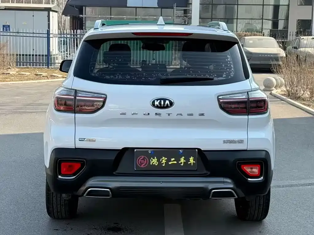 Kia Sportage 2021 из CN, фото 2