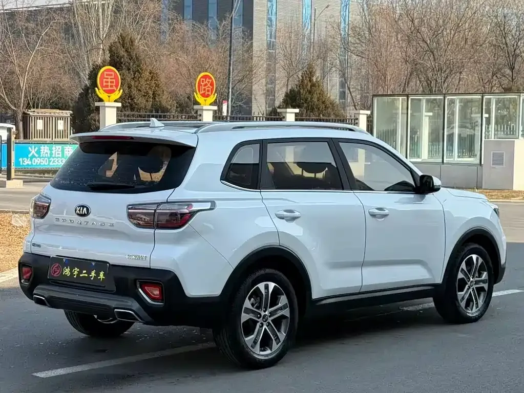 Kia Sportage 2021 из CN, фото 3