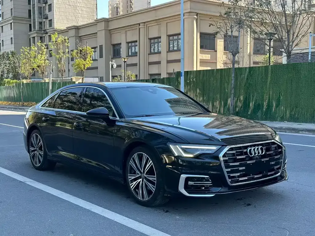 Audi A6L 2023 из CN, фото 6