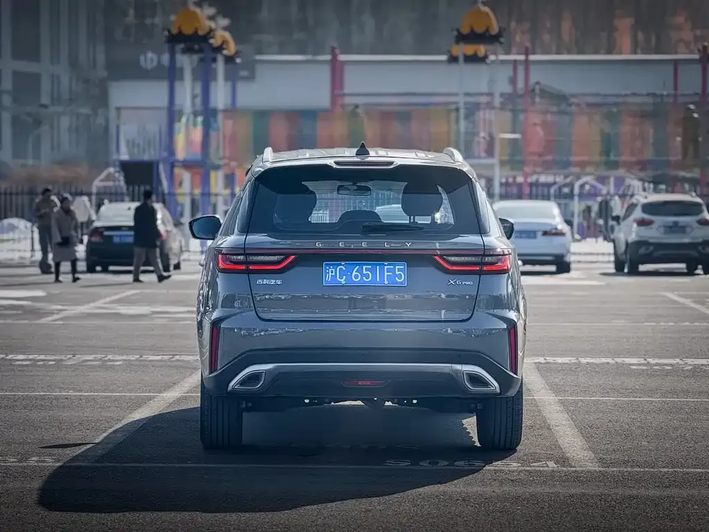 Geely Vision X6 — фото 3