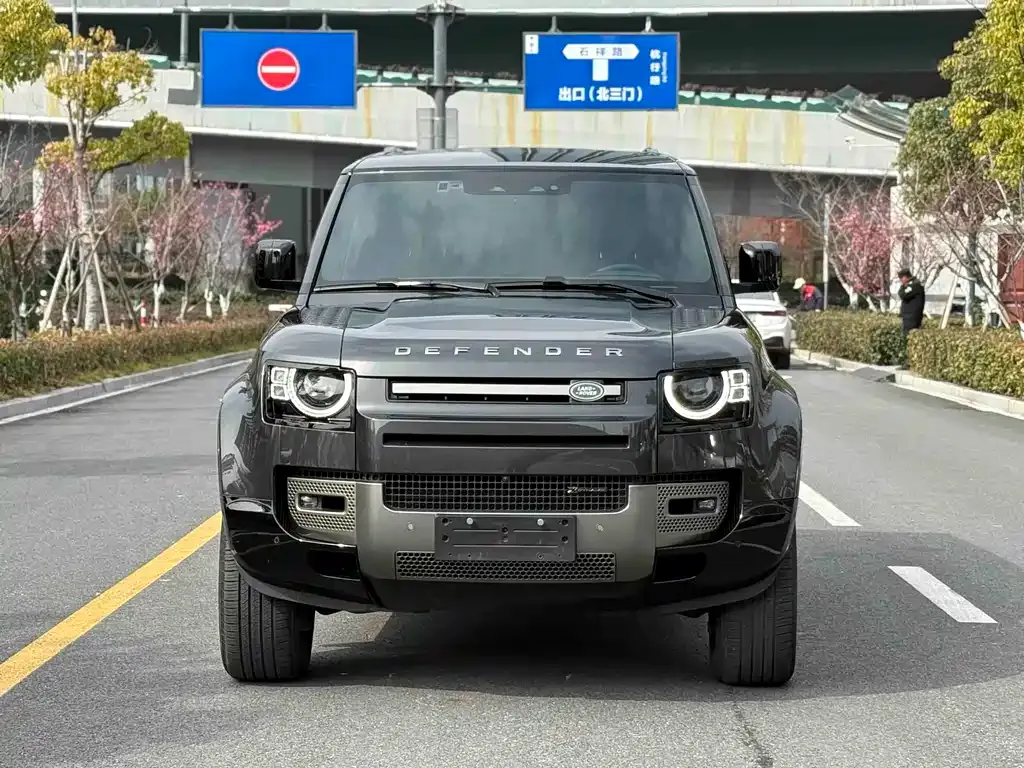 Land Rover Defender — фото 8