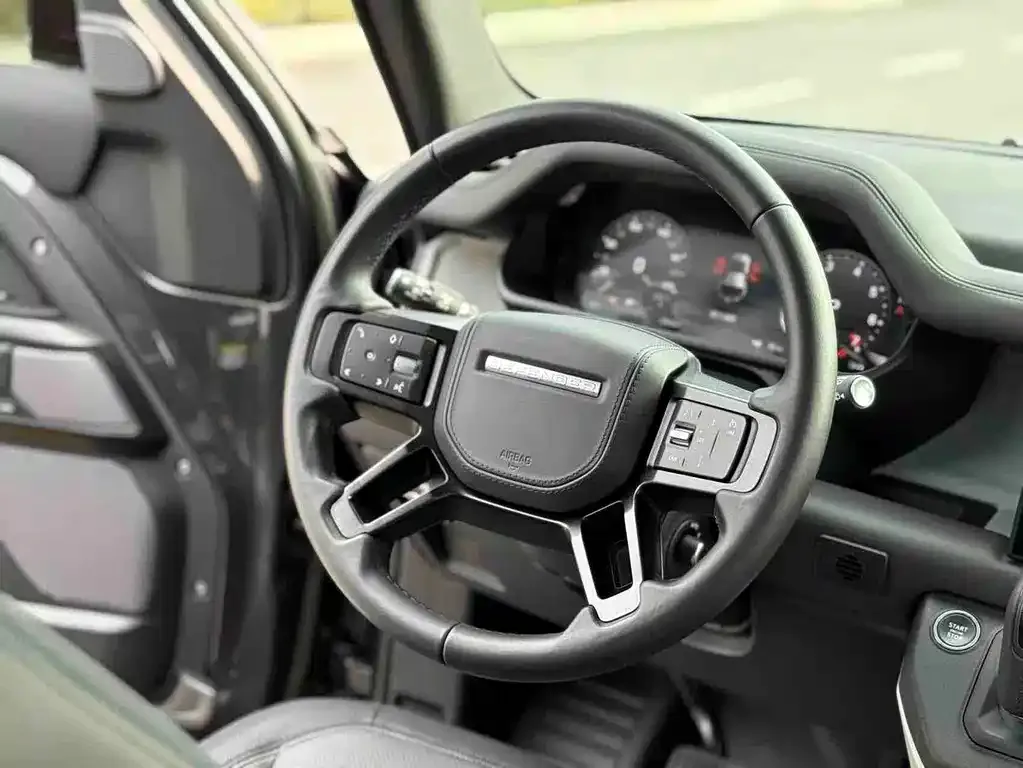 Land Rover Defender — фото 3