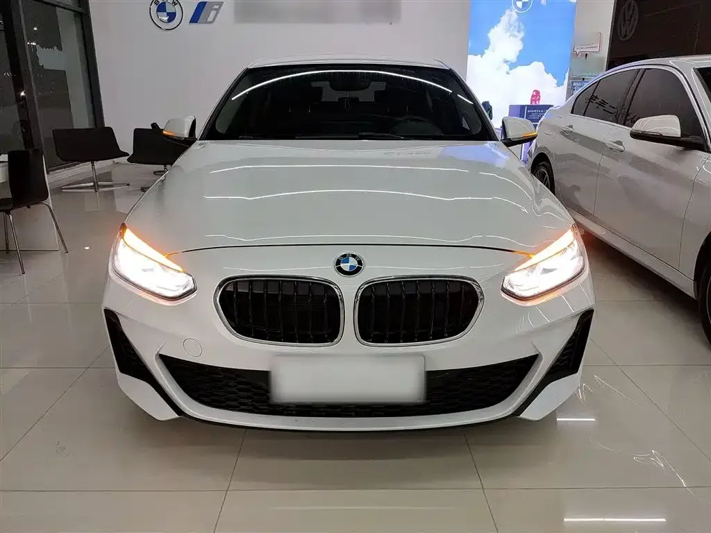BMW 1 Series 2022 из CN, фото 8