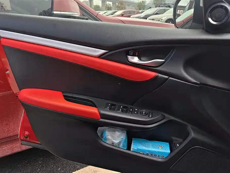 Honda Civic 2021 из CN, фото 2