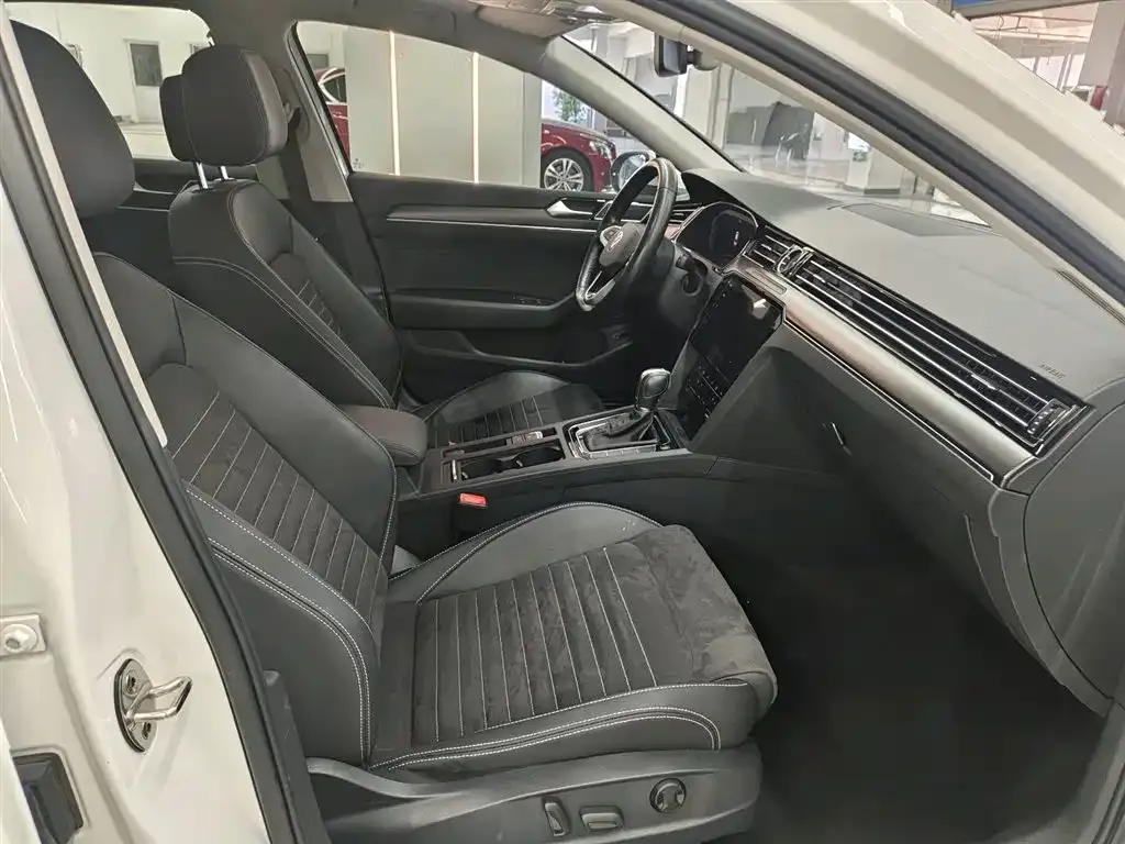 Volkswagen Magotan 2021 из CN, фото 6