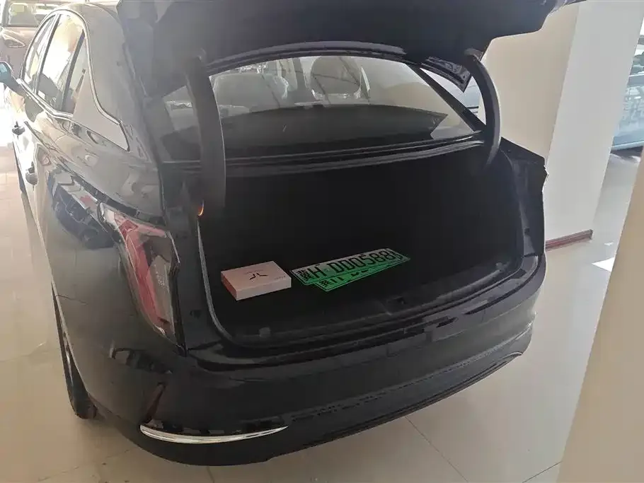 Hongqi E-QM5 2025 из CN, фото 5